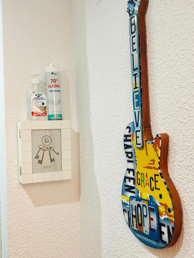 Apartamento Santa Pola"The Guitar" 300 M De La Playa Bagian luar foto