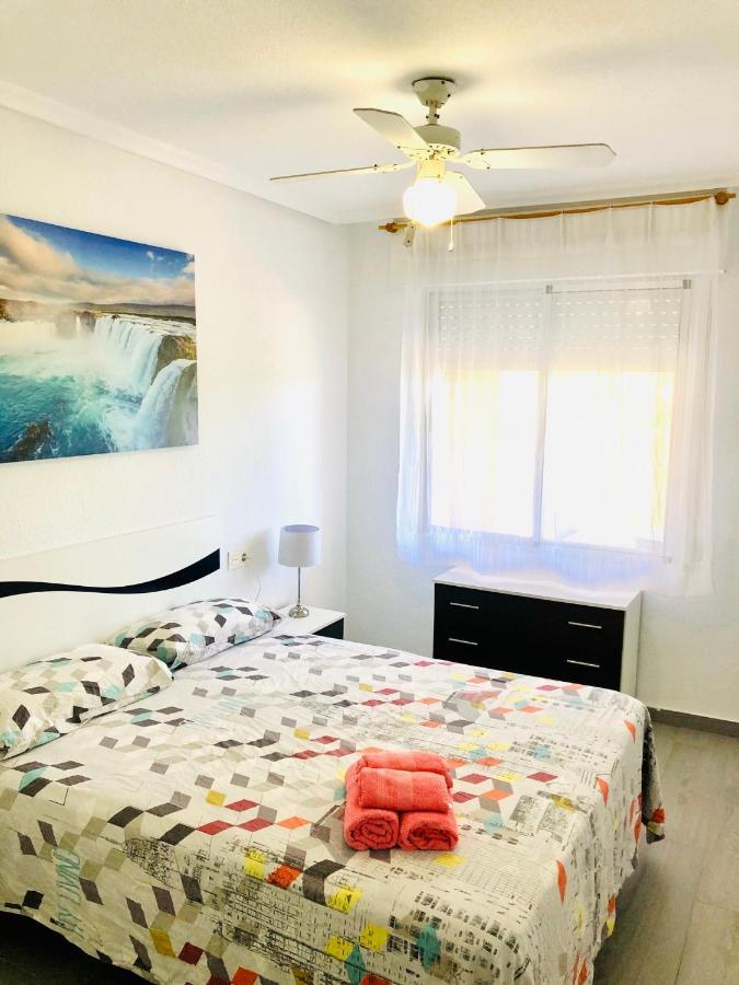 Apartamento Santa Pola"The Guitar" 300 M De La Playa Bagian luar foto