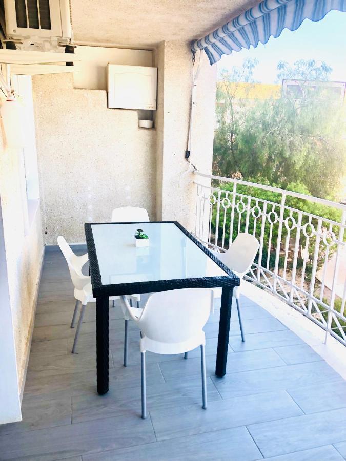 Apartamento Santa Pola"The Guitar" 300 M De La Playa Bagian luar foto
